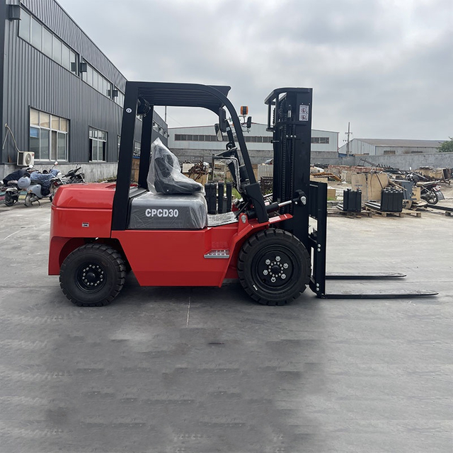 Internal Combustion Industrial Warehouse 3 Ton Diesel Forklift with Led Lights