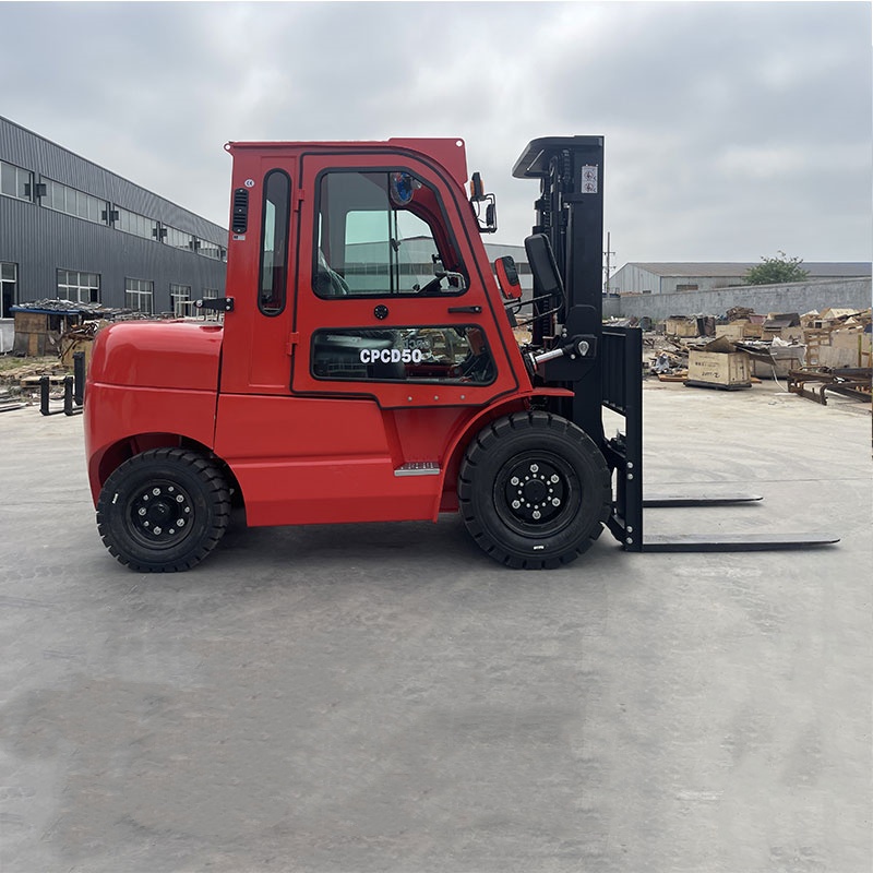 High Performance Fork Lift Truck 3-6M Lifting Height 5 Ton Diesel Forklift