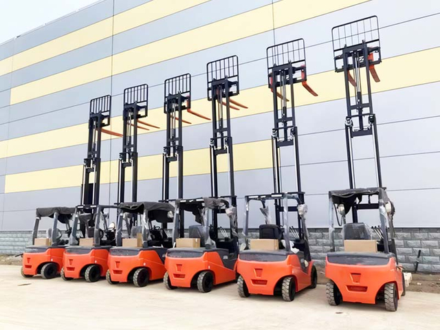 industrial electric forklift