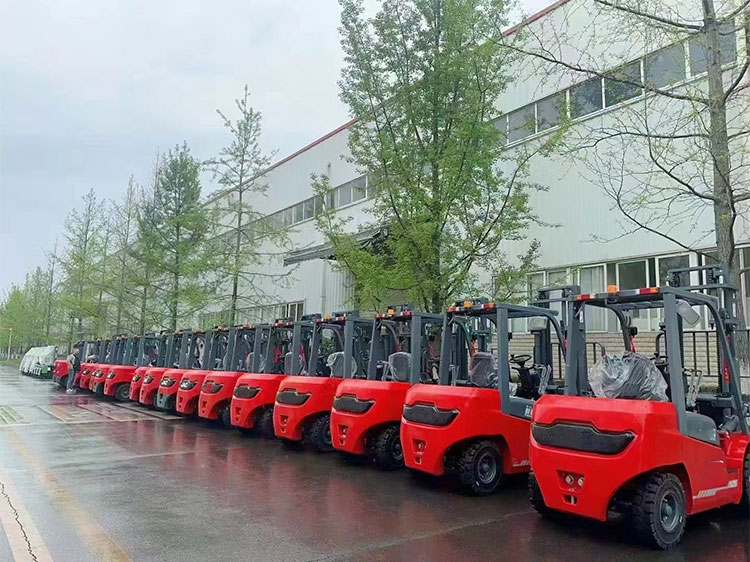 electric forklift